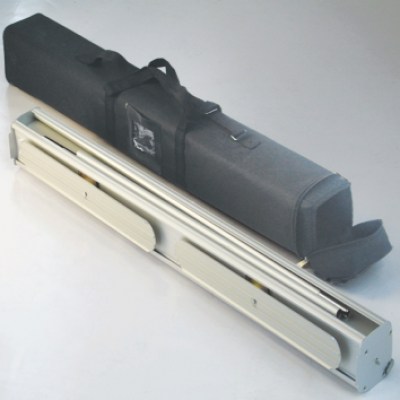 roll-up-stand-banner-closed