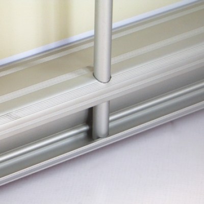 roll-up-stand-banner-down-side